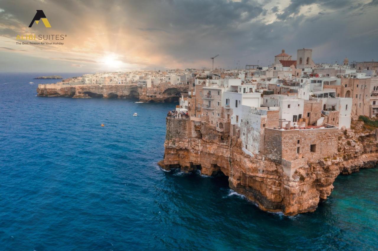 Alibi Suites Suite Museum: Gioiello Con Vista Sul Museo Archeologico Nazionale, Letto E Doccia Con Cromoterapia, Smart Tv, Wifi E A/C Ruvo di Puglia Exteriör bild