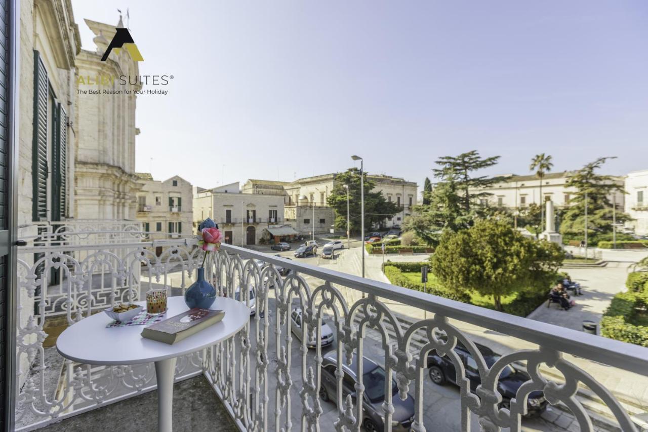 Alibi Suites Suite Museum: Gioiello Con Vista Sul Museo Archeologico Nazionale, Letto E Doccia Con Cromoterapia, Smart Tv, Wifi E A/C Ruvo di Puglia Exteriör bild