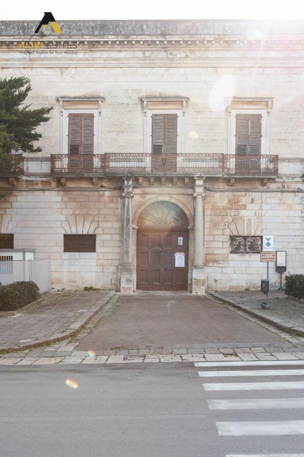 Alibi Suites Suite Museum: Gioiello Con Vista Sul Museo Archeologico Nazionale, Letto E Doccia Con Cromoterapia, Smart Tv, Wifi E A/C Ruvo di Puglia Exteriör bild